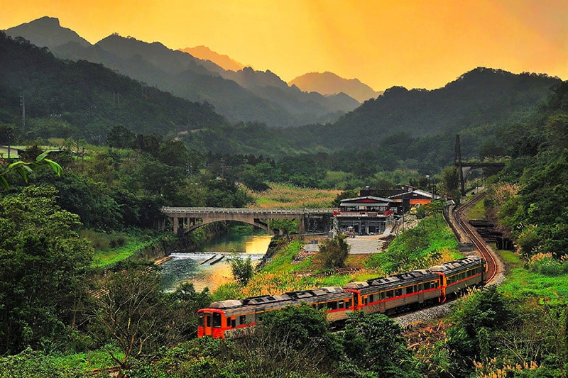 夕照望古車站