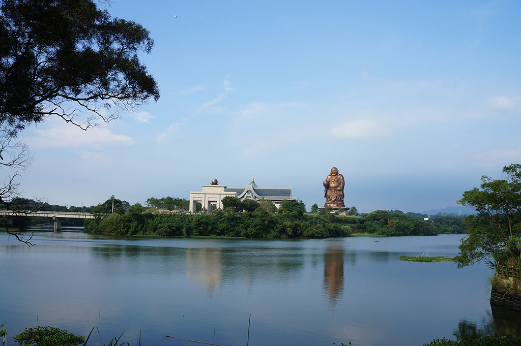 峨眉湖