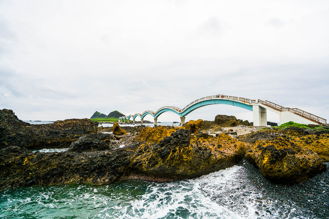 跨海拱橋