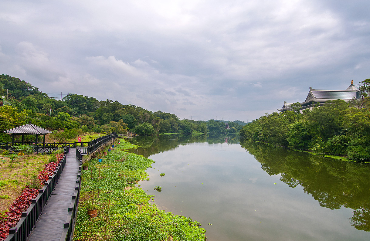 峨眉湖環湖步道