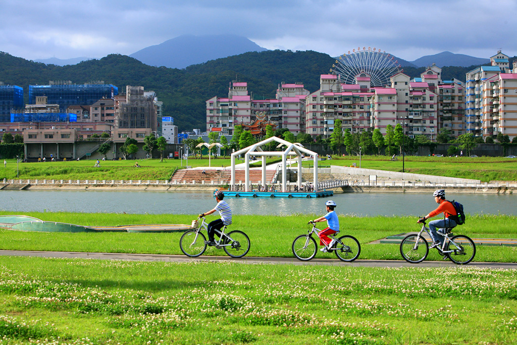 大佳河濱公園自行車道