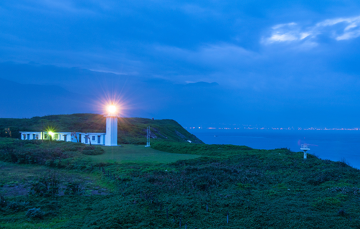 奇萊鼻燈塔夜景