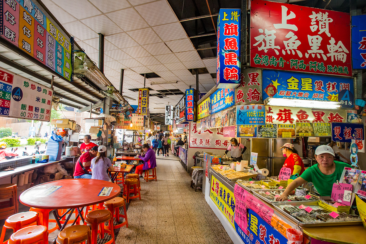 東港漁港漁產品直銷中心內部