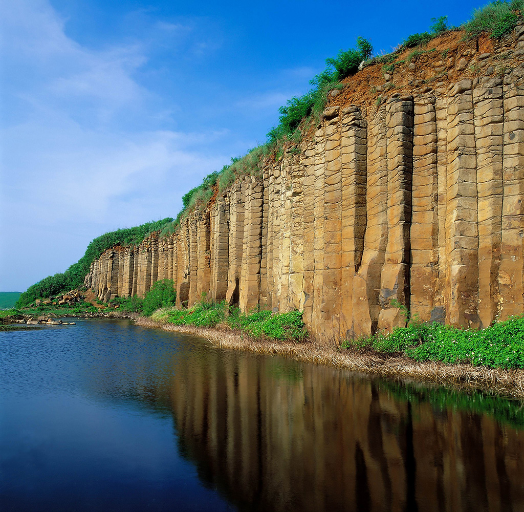 大菓葉柱狀玄武岩美景