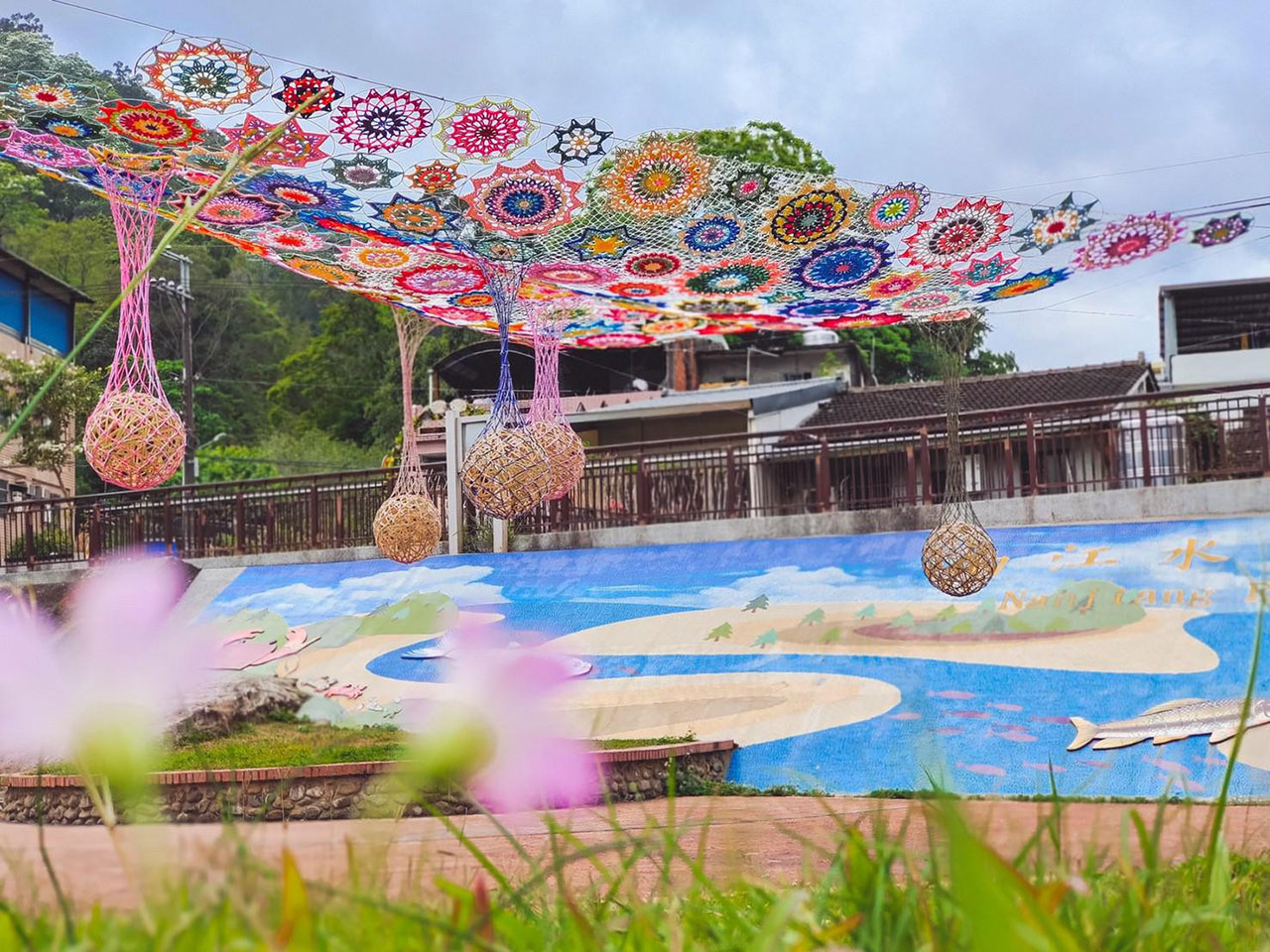 花卉編織藝術，打造花卉天空