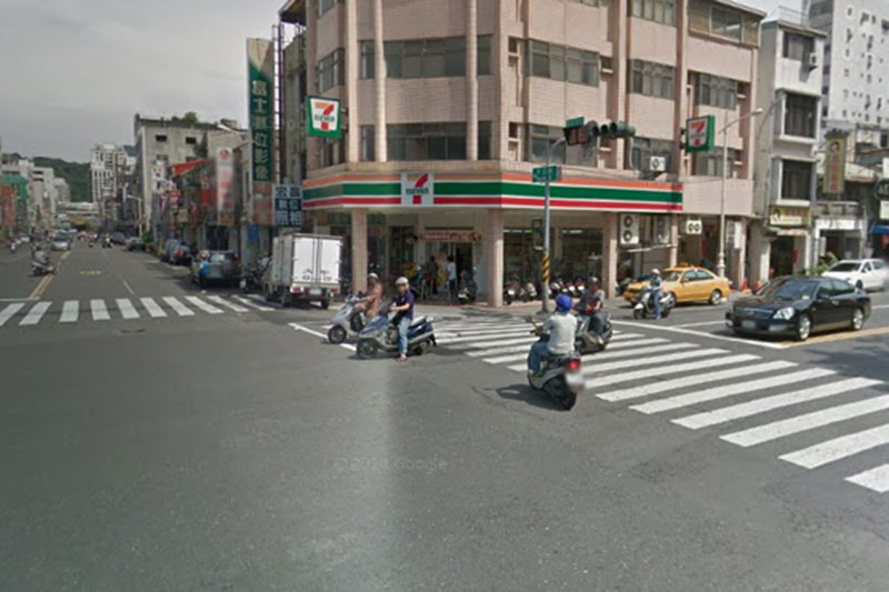 7-11仁勇門市