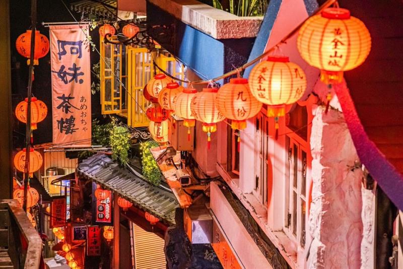 台灣觀光100亮點2月聚焦新北桃園賞燈趣 觀光署推台灣觀巴燈會限定3折優惠遊程
