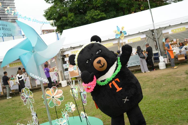 「南波灣 Number WAN」區域觀光圈市集日盛大開幕 南臺灣&澎湖跨區域共創，美食、手作、名人秘境大公開 民眾讚嘆彷彿一站體驗南臺灣精華