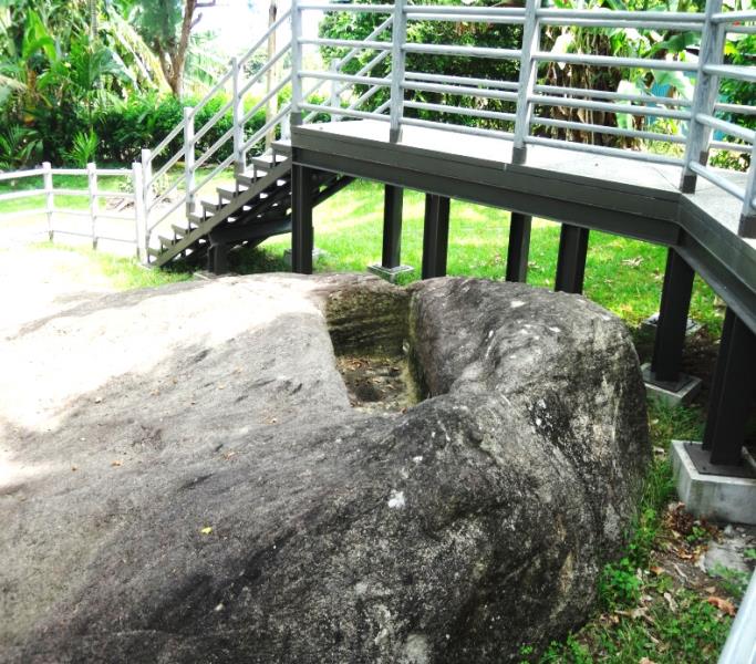 石棺遺址
