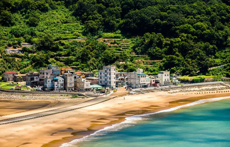 北竿后澳沙灘與村莊