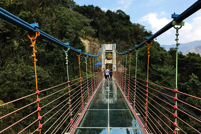 【穿越琉璃吊橋，走進望鄉開門見玉山】～原鄉之旅