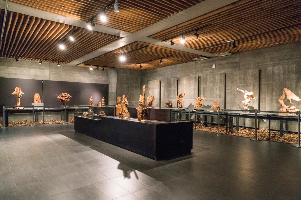 三義木雕博物館內展示空間