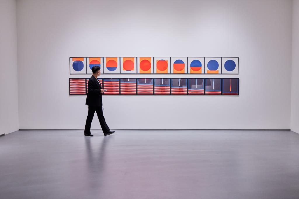 台北藝術週民眾們自由走訪感受城市藝術氛圍