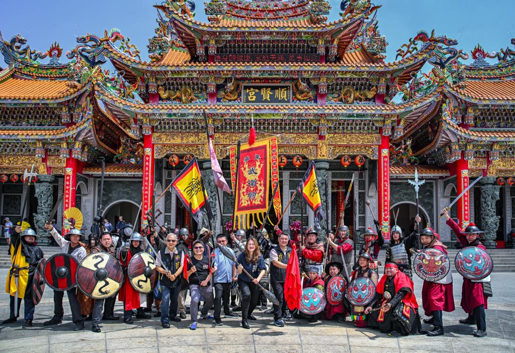 LARP宗親會以cosplay角色扮演東西方戰士於宋江陣頭大賽展演