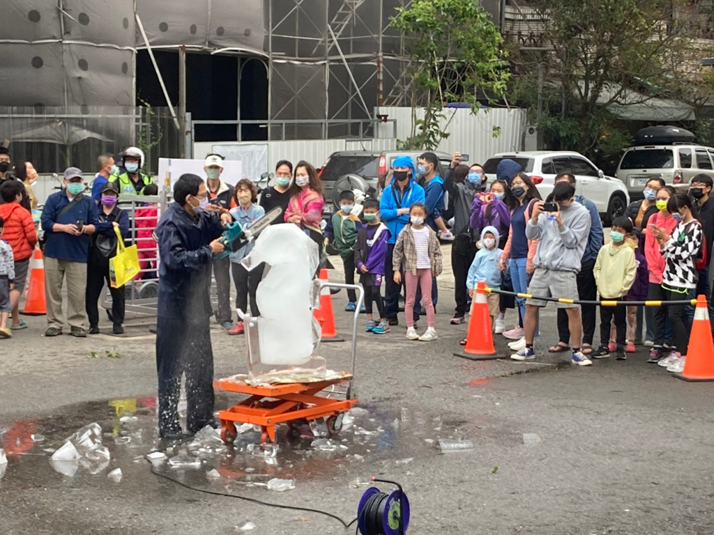 2022三義木雕藝術節冰雕表演  年度：2022  來源：苗栗縣政府文化觀光局