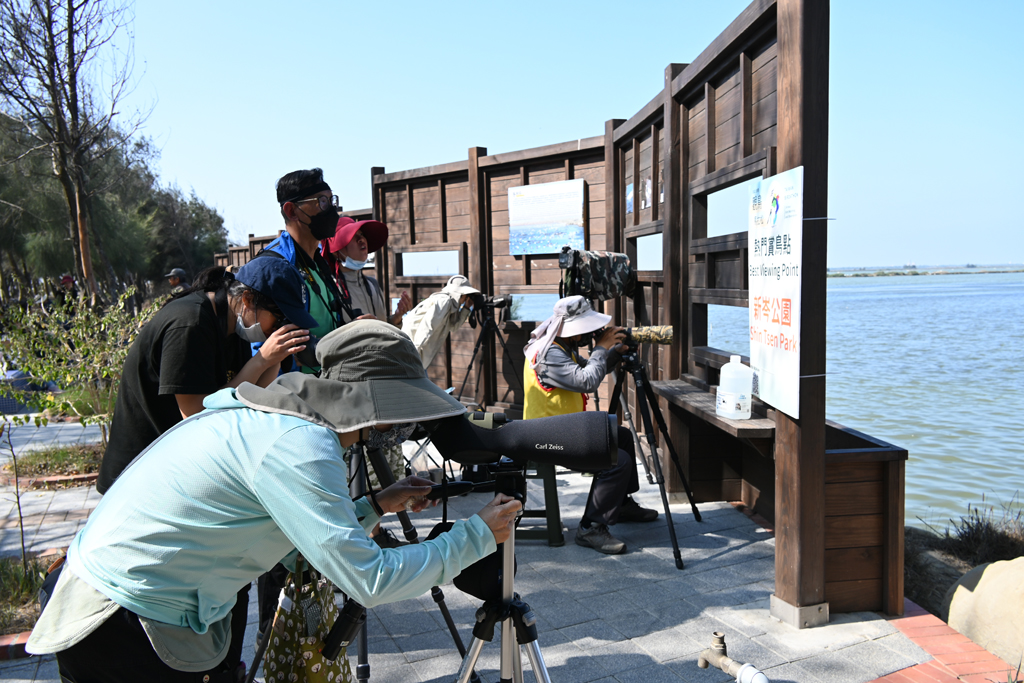 嘉義布袋新岑公園賞鳥  年度：2022  來源：雲嘉南濱海國家風景區管理處