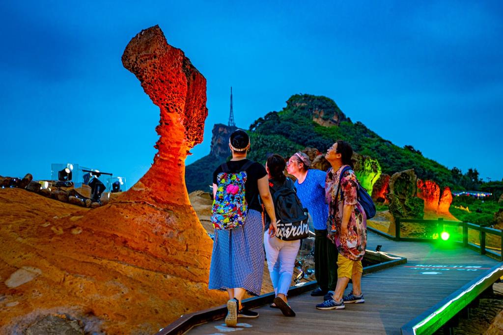 與女王於夜裡相遇  年度：2019  來源：北海岸及觀音山國家風景區管理處