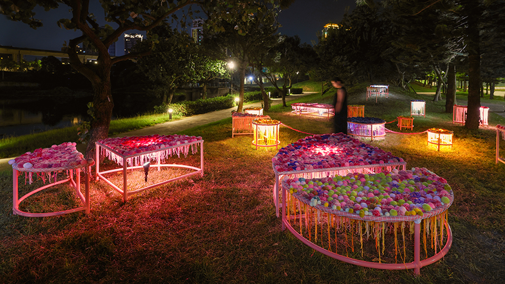 2023桃園地景藝術節作品-轉轉桃花  年度：2023  來源：桃園市政府