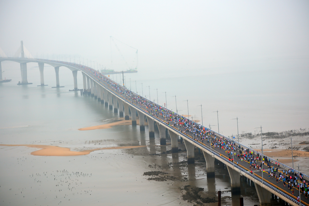 逾八千選手首度挑戰跨越金門大橋  年度：2023  來源：金門縣政府