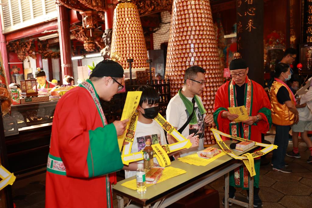 為信眾消災解厄，象徵解除罪業與不順