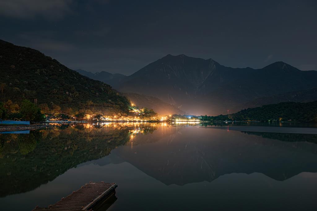 花蓮鯉魚潭夜拍潭南碼頭