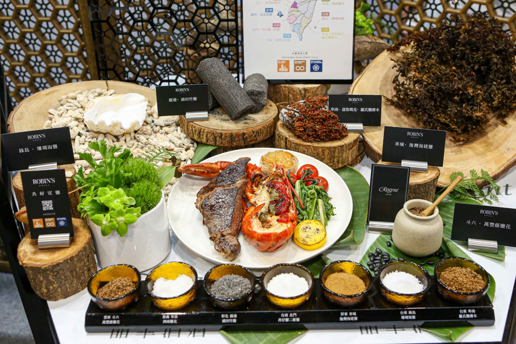 台灣美食展現場展示各式臺灣菜餚及食材  年度：2023  來源：財團法人台灣觀光協會