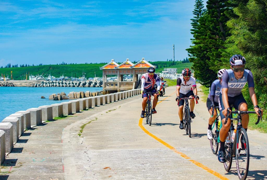 澎湖自行車領騎服務-西嶼濱海自行車道  年度：2020  來源：澎湖國家風景區管理處