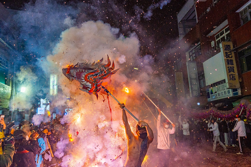 Drag&oacute;n (echando fuego) en Miaoli