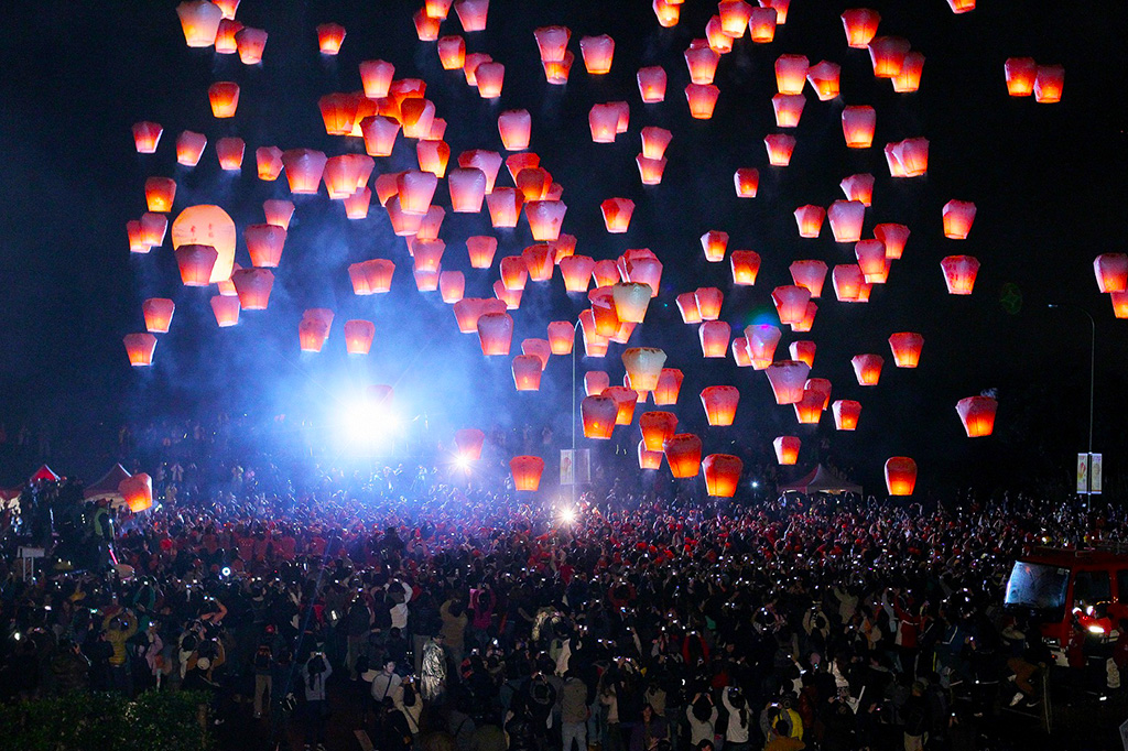 Lámparas en el cielo de Pingxi