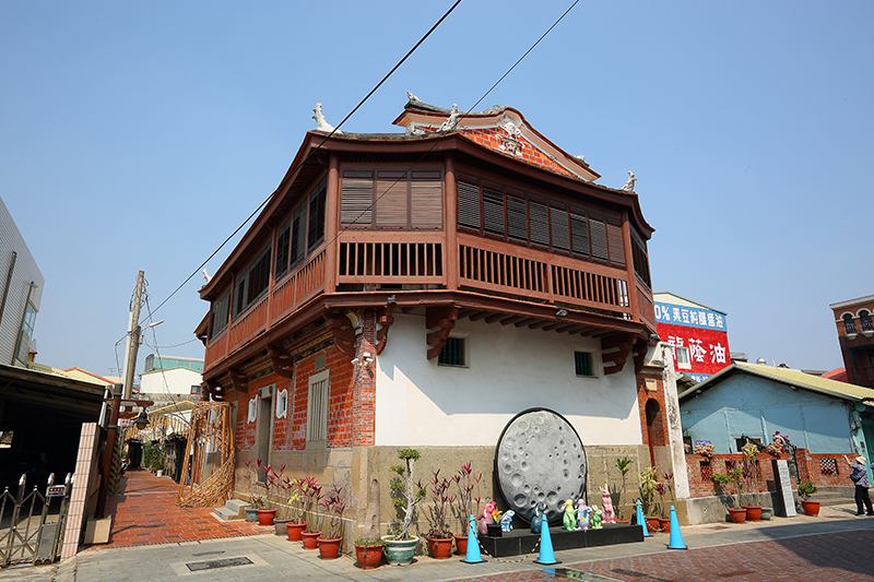 Bajiao (Octagon) Building