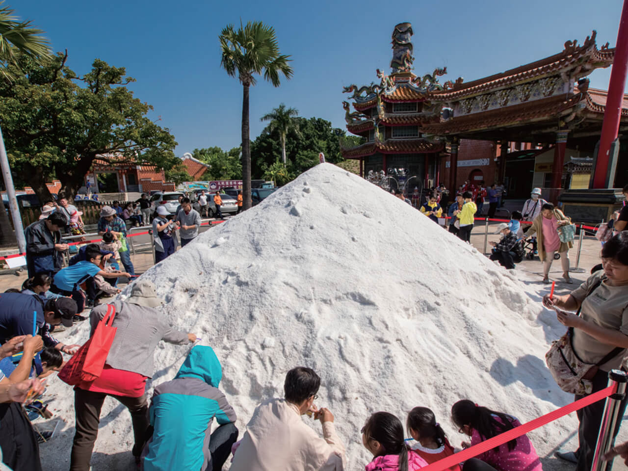 Kungshen Wangye's Salt For Peace Festival