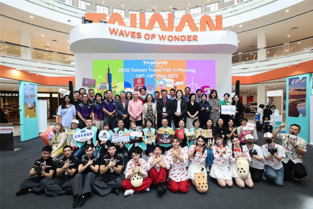 臺灣旅展前進檳城 跟著網紅搭「海風號」,品味茶香、豆花,體驗寶島魅力!