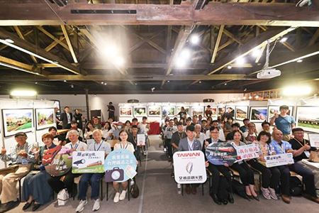 交通部觀光署「鐵道風景線 在旅途的路上」攝影徵件活動頒獎,力邀民眾體驗台灣鐵道旅遊魅力!