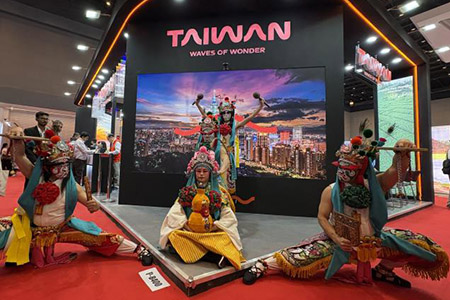 24小時不斷電!「台灣不打烊」閃耀印度孟買OTM旅展 觀光署率團深耕印度市場,吸引高端旅客目光